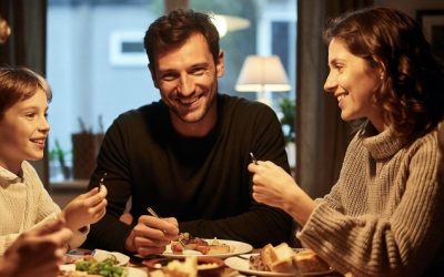 How Family Mealtimes Improve Communication Skills for Children